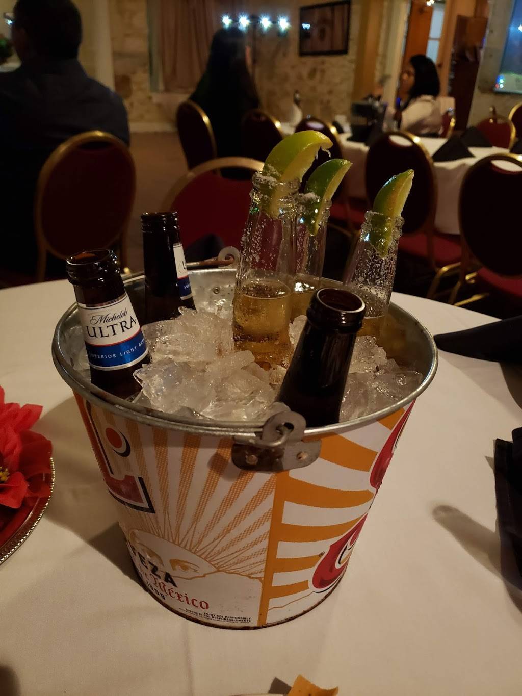 Cadillac Bar | restaurant | 212 S Flores St, San Antonio, TX 78204, USA | 2102235533 OR +1 210-223-5533