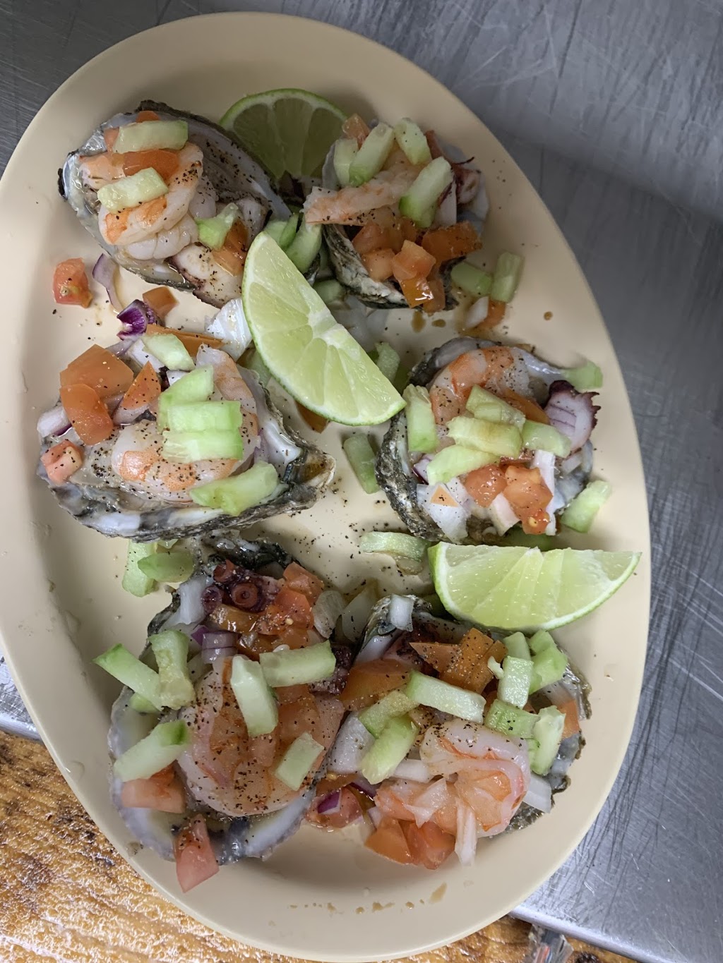 Mariscos Blue Marlin Mexican Cuisine | restaurant | 3207 S Halsted St, Chicago, IL 60608, USA | 3128889968 OR +1 312-888-9968