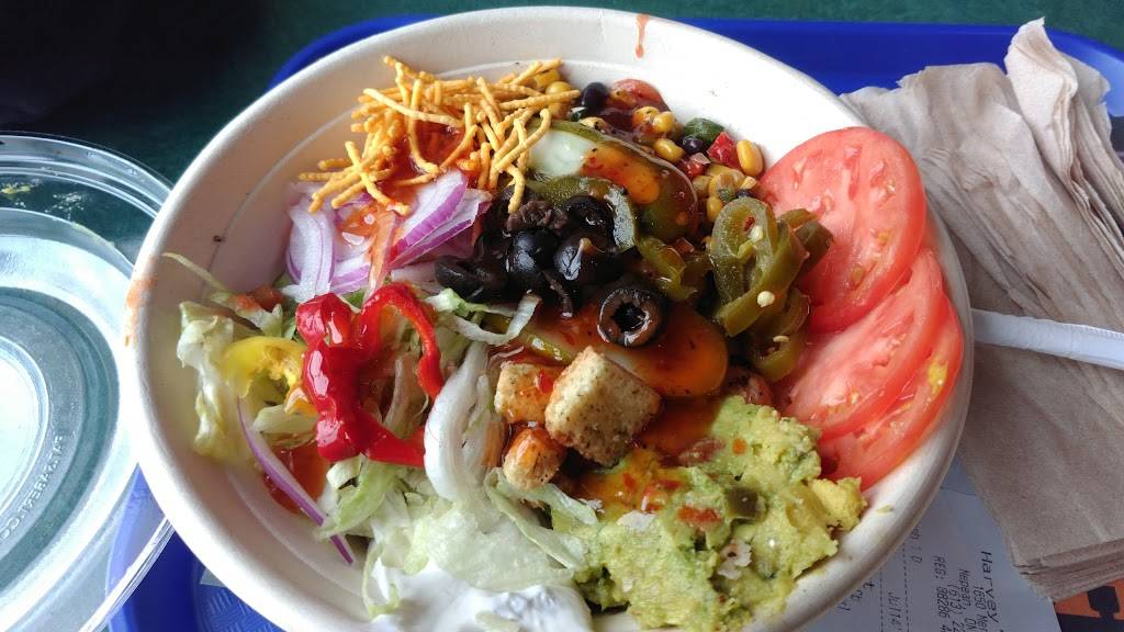 Harveys | restaurant | 1650 Merivale Rd, Nepean, ON K2G 4A1, Canada | 6132251516 OR +1 613-225-1516