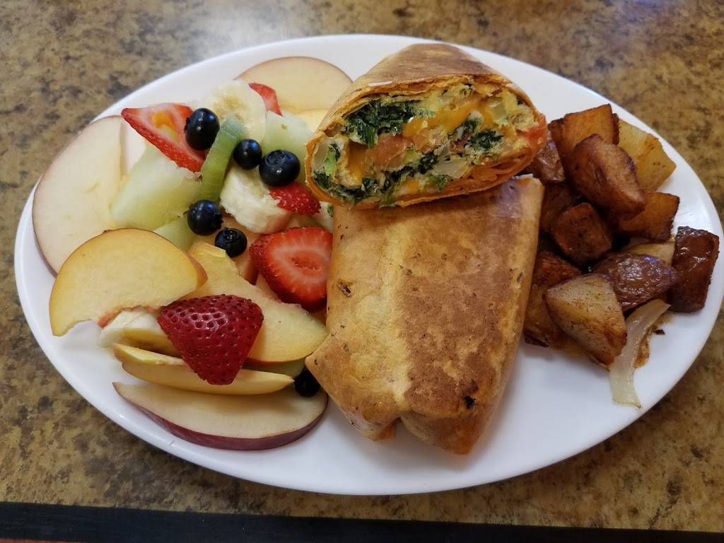 Classic Cafe | restaurant | 174 Spring St, Medford, MA 02155, USA | 7813911049 OR +1 781-391-1049