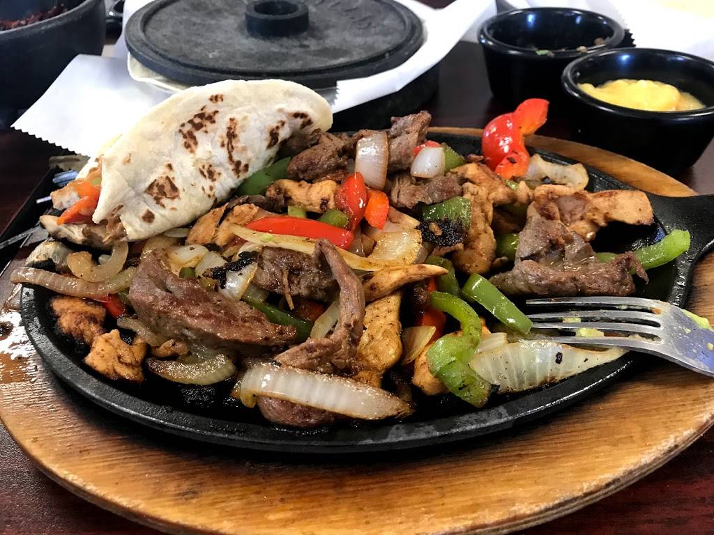 El Birrias Restaurant | restaurant | 1933 N MacArthur Blvd, Oklahoma City, OK 73127, USA | 4054958700 OR +1 405-495-8700