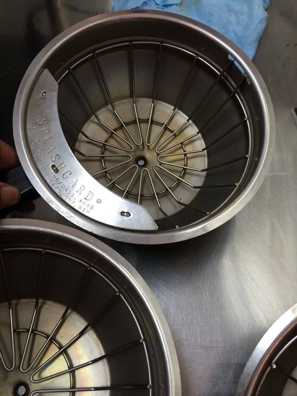 Dunkin Donuts | cafe | 9802 S Halsted St, Chicago, IL 60628, USA | 7734290101 OR +1 773-429-0101