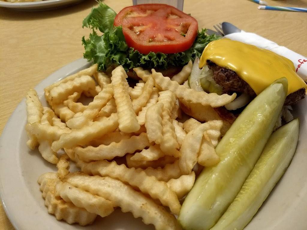 Lakeside Cafe | restaurant | 1384 W Laketon Ave, Muskegon, MI 49441, USA | 2317558600 OR +1 231-755-8600