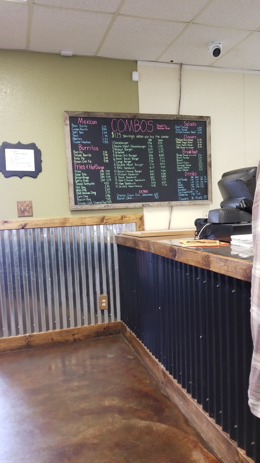 Burger Builders | restaurant | 806 W Ave D, Lovington, NM 88260, USA | 5753965818 OR +1 575-396-5818