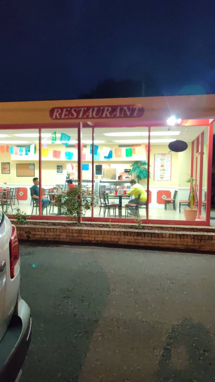 Lupitas Tacos | restaurant | 3150 Williamson Rd, Roanoke, VA 24012, USA | 5408924121 OR +1 540-892-4121