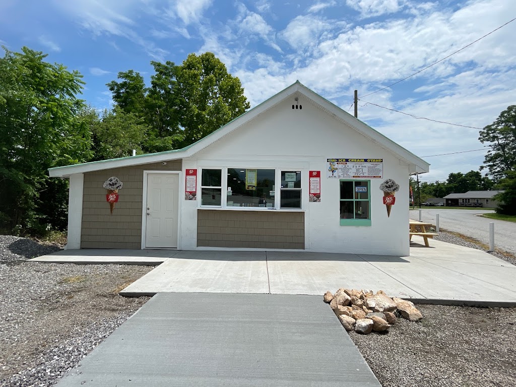 Mr. Bubbles Snack And Ice Cream Stand | restaurant | Main St, Pamplin, VA 23958, USA | 2157834107 OR +1 215-783-4107
