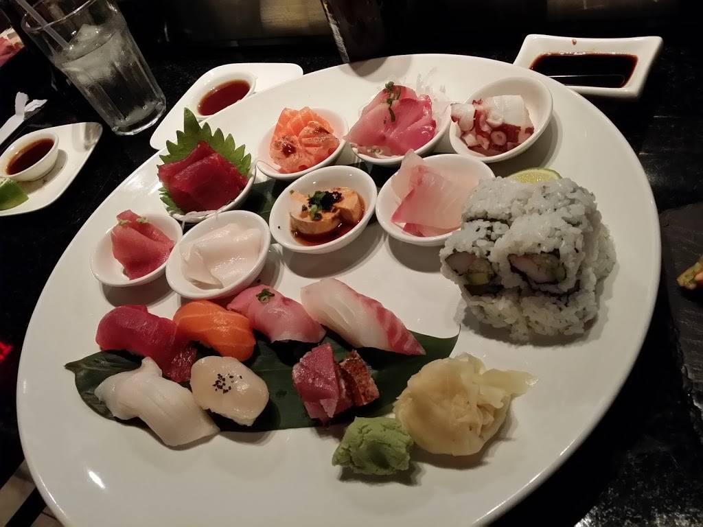 Sushi Ushi Japanese Restaurant | restaurant | 1713 FL-60, Valrico, FL 33594, USA | 8136620728 OR +1 813-662-0728