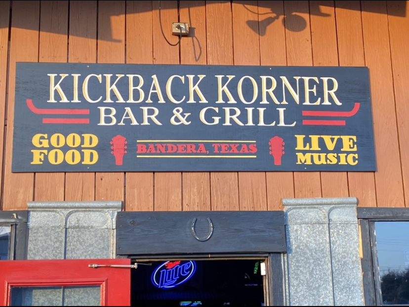 Kickback Korner Bar and Grill | restaurant | 402 Main St, Bandera, TX 78003, USA | 8307964496 OR +1 830-796-4496