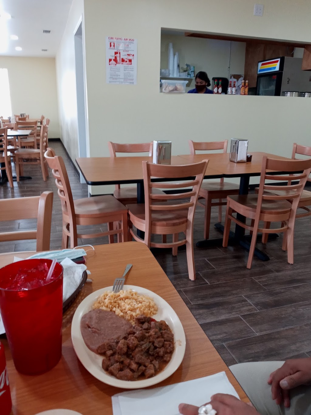 Estrellas Restaurant | restaurant | 114 E Elizabeth St, Brownsville, TX 78520, USA | 9565461504 OR +1 956-546-1504