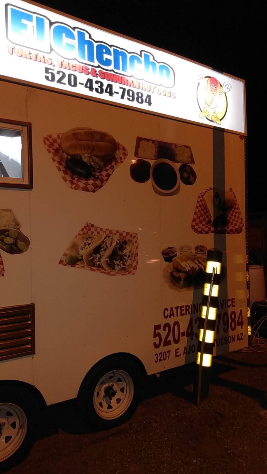 El Chencho Hotdogs | restaurant | 3207 E Ajo Way, Tucson, AZ 85713, USA | 5203023796 OR +1 520-302-3796