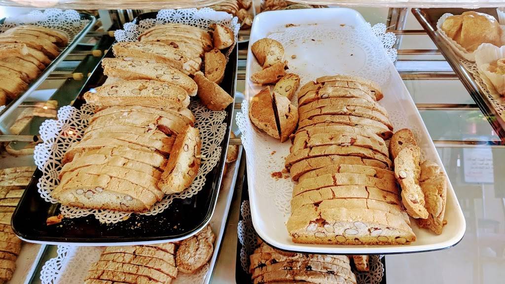 Dirty Harrys | bakery | 100 Coastal Hwy, Fenwick Island, DE 19944, USA | 3025393020 OR +1 302-539-3020