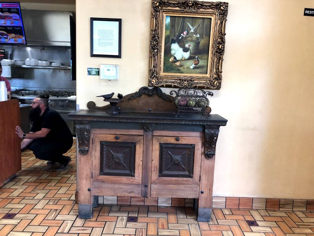 Astro Burgers | restaurant | 10452 S Redwood Rd, South Jordan, UT 84095, USA | 8013021099 OR +1 801-302-1099