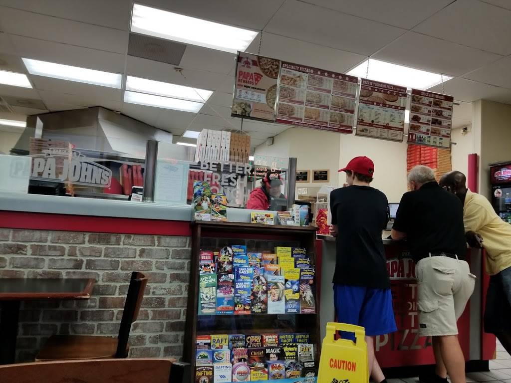 Papa Johns Pizza | restaurant | 3152 Parkway # 14, Ste 14, Pigeon Forge, TN 37863, USA | 8654287600 OR +1 865-428-7600