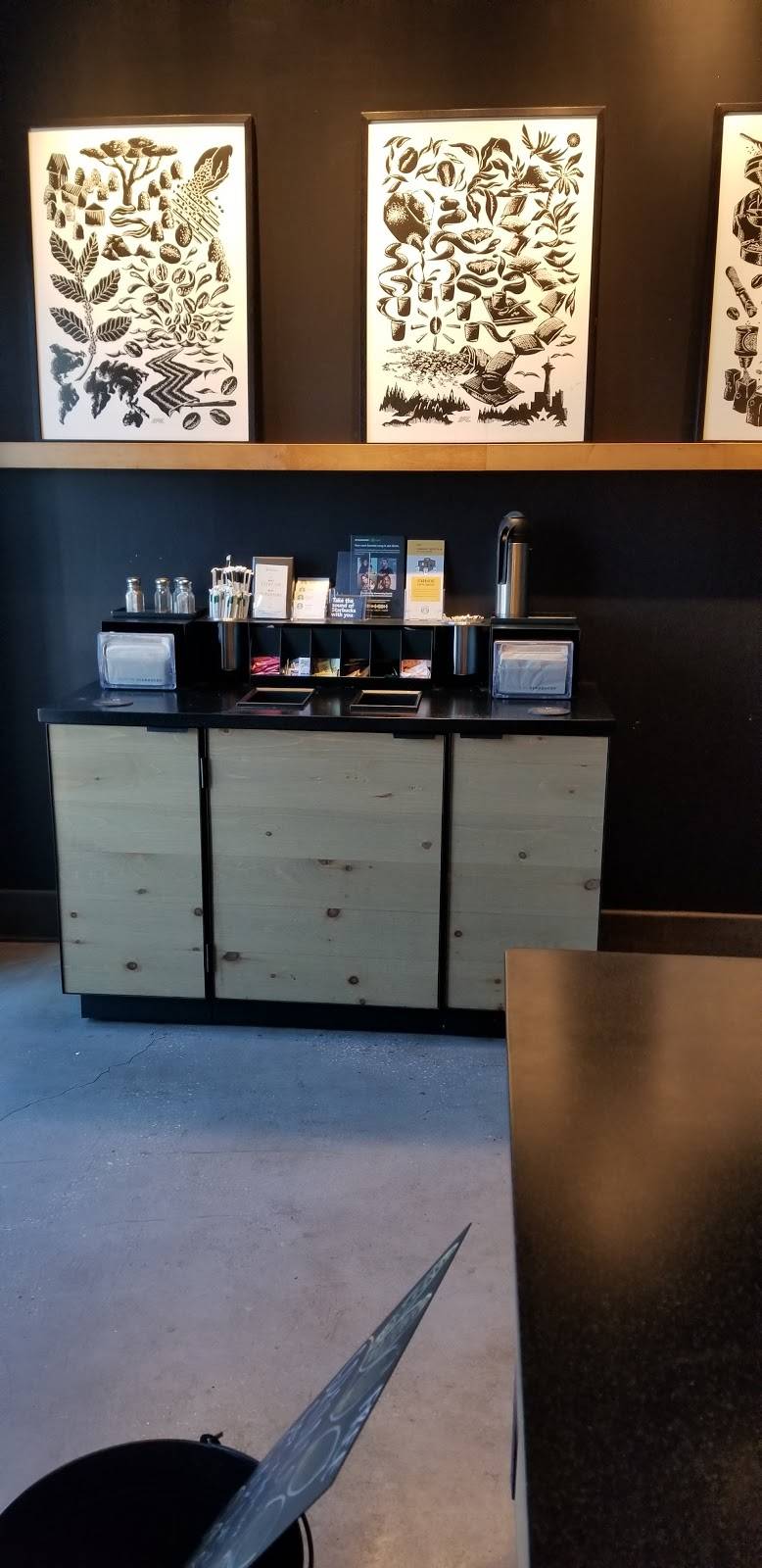 Starbucks | cafe | 16222 Bayberry Glen Dr, Lithia, FL 33547, USA | 8135717853 OR +1 813-571-7853