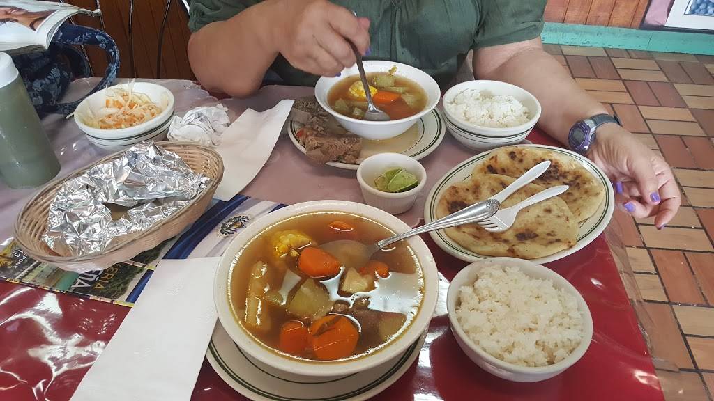 Pupuseria Salvadoreña | restaurant | 1824 Westchester Ave, Bronx, NY 10472, USA | 7184094013 OR +1 718-409-4013