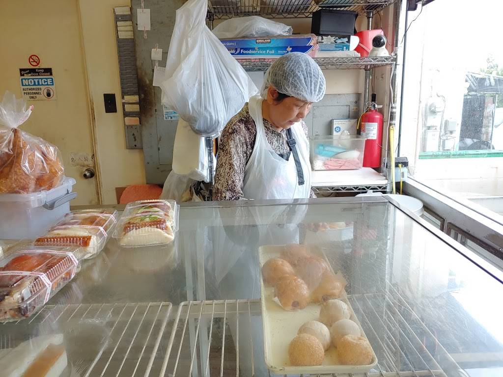 Island Manapua Factory | restaurant | 811 Gulick Ave, Honolulu, HI 96819, USA | 8088472677 OR +1 808-847-2677