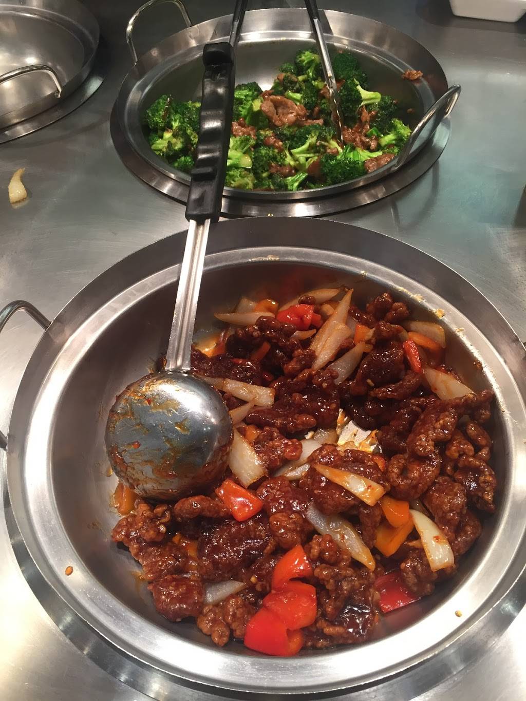 Panda Express | meal takeaway | 515 S State St, Chicago, IL 60605, USA | 3126636617 OR +1 312-663-6617