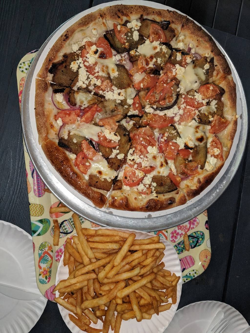 Blue House Derry | restaurant | 21 Birch St, Derry, NH 03038, USA | 6038184363 OR +1 603-818-4363