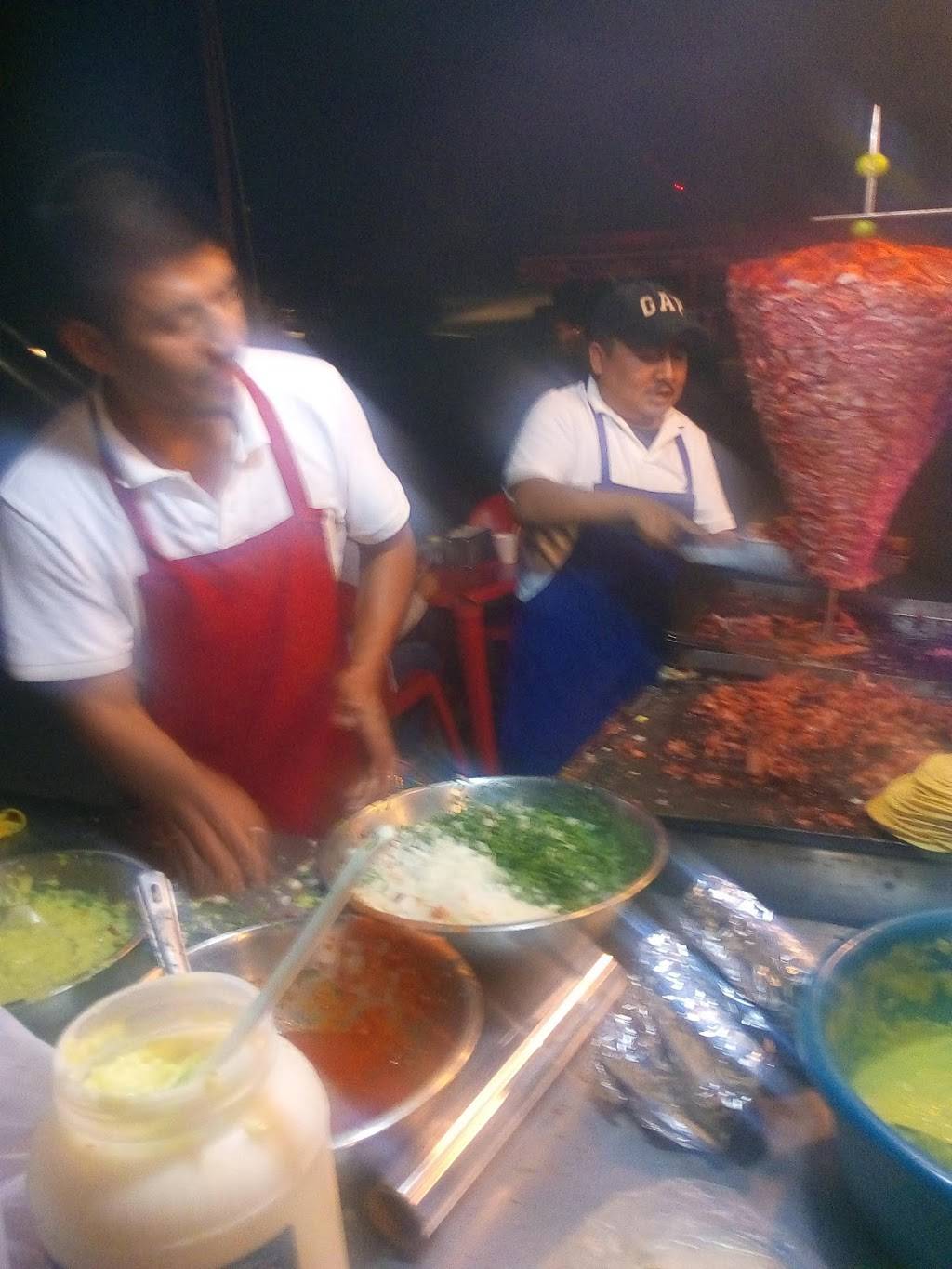 Tacos El Paisa | restaurant | Hacienda Las Delicias, 22163 B.C., Mexico | 016646140591 OR +52 664 614 0591