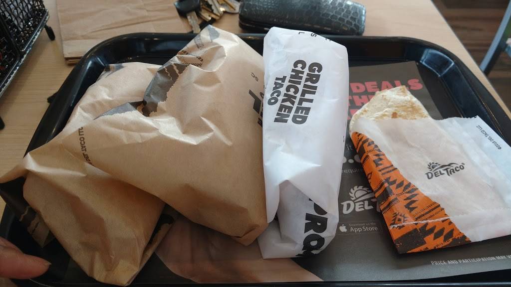 Del Taco | restaurant | 6629 Northwest Expy, Oklahoma City, OK 73132, USA | 4057211974 OR +1 405-721-1974