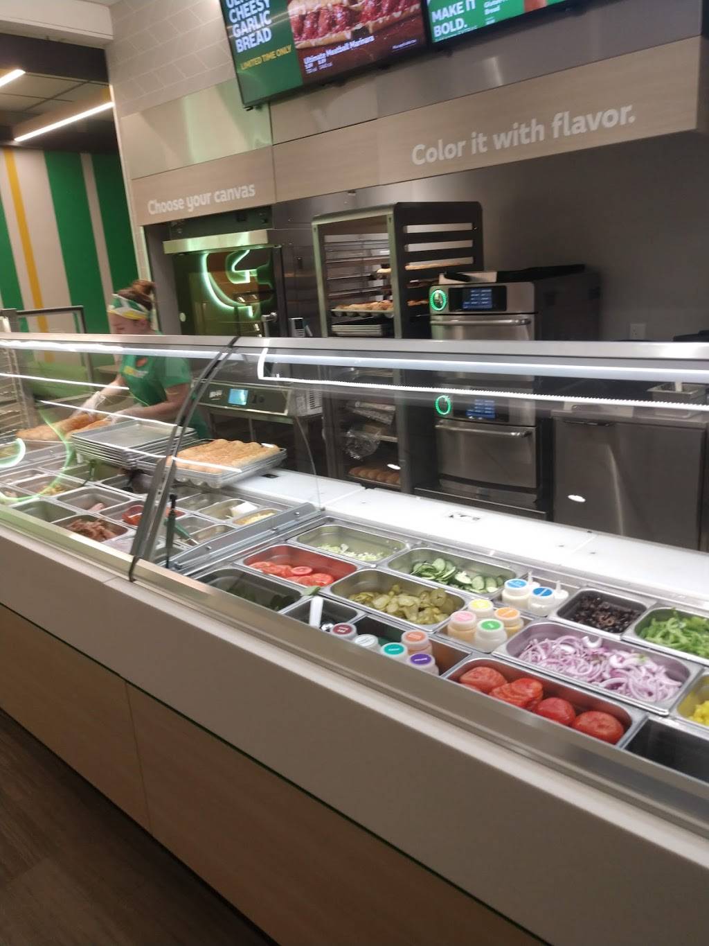 Subway | restaurant | 514 Main St, Springvale, ME 04083, USA | 2074906606 OR +1 207-490-6606