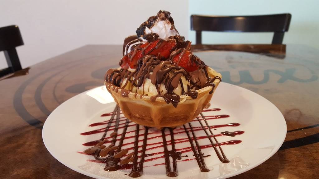 Doux Cafe | bakery | 865 Dairy Ashford Rd, Houston, TX 77079, USA | 8322308992 OR +1 832-230-8992