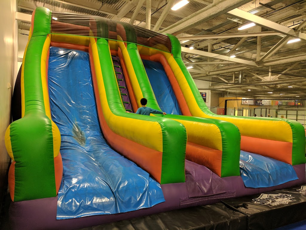 The Plex | restaurant | 800 Embedded Way, San Jose, CA 95138, USA | 4082251843 OR +1 408-225-1843