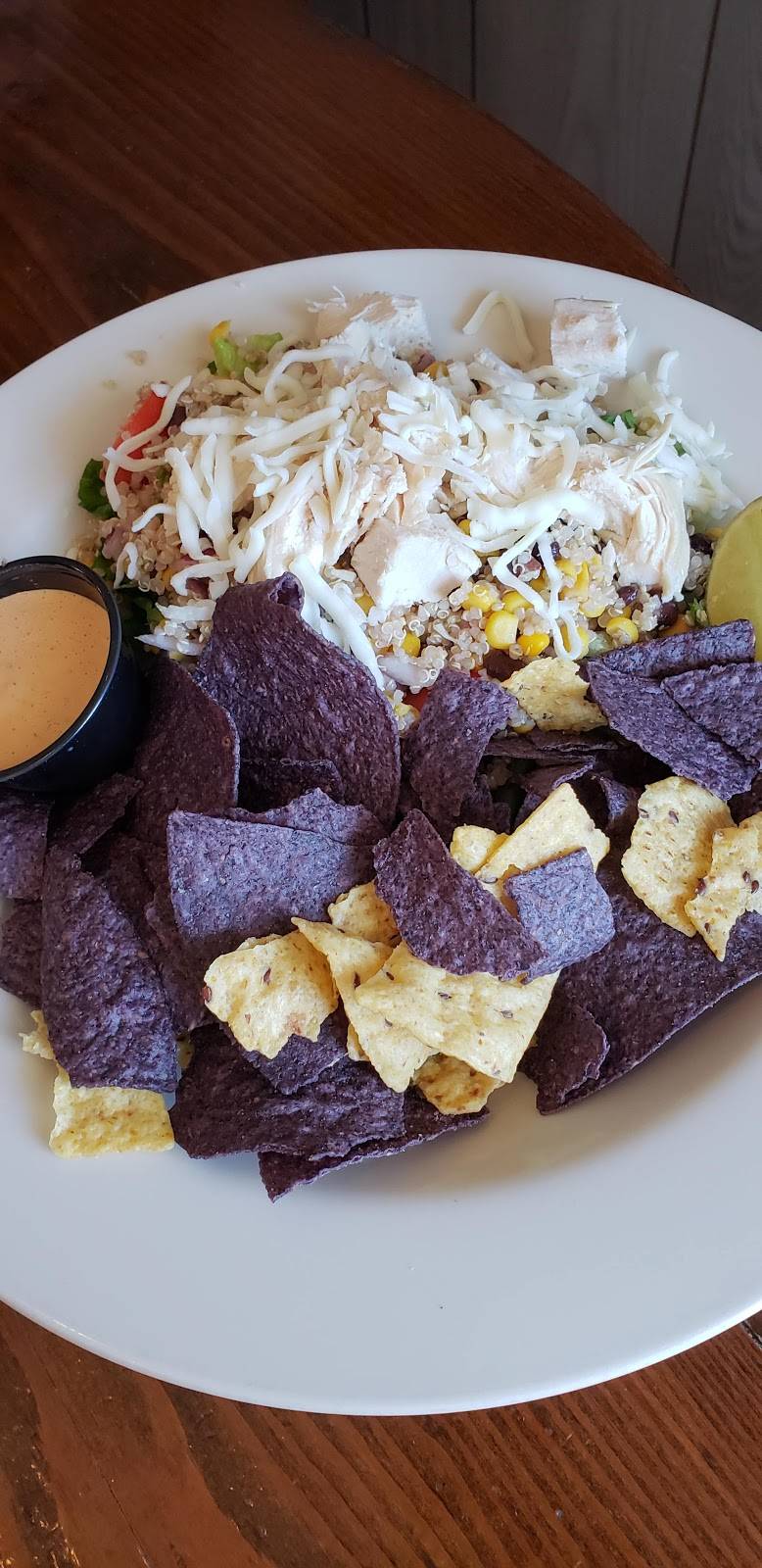 Middle Fork Café | restaurant | 34 Main St S, New London, MN 56273, USA | 3203542124 OR +1 320-354-2124