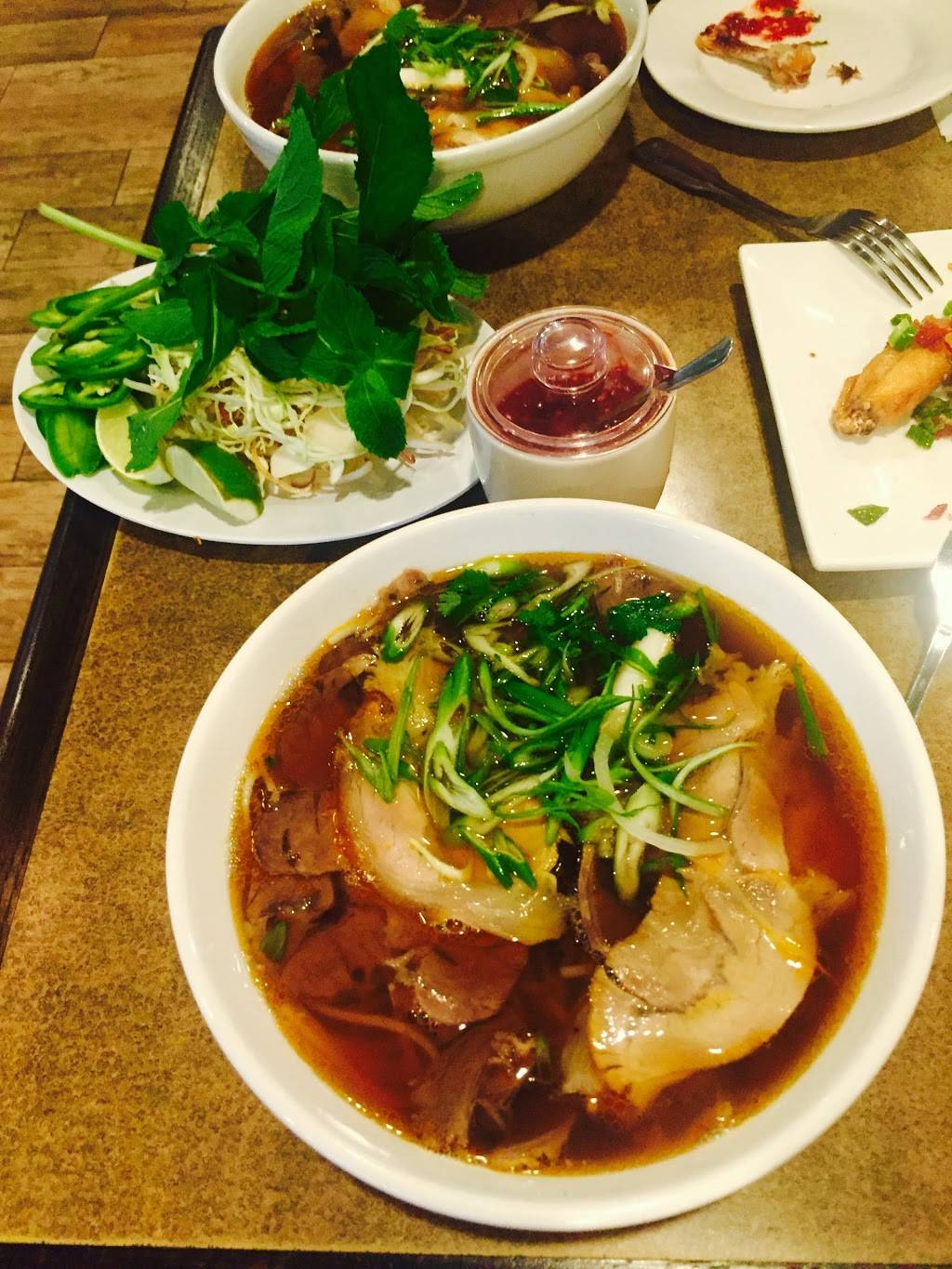 Phở Ao Sen | restaurant | 665 San Pablo Ave, Albany, CA 94706, USA | 5106795000 OR +1 510-679-5000