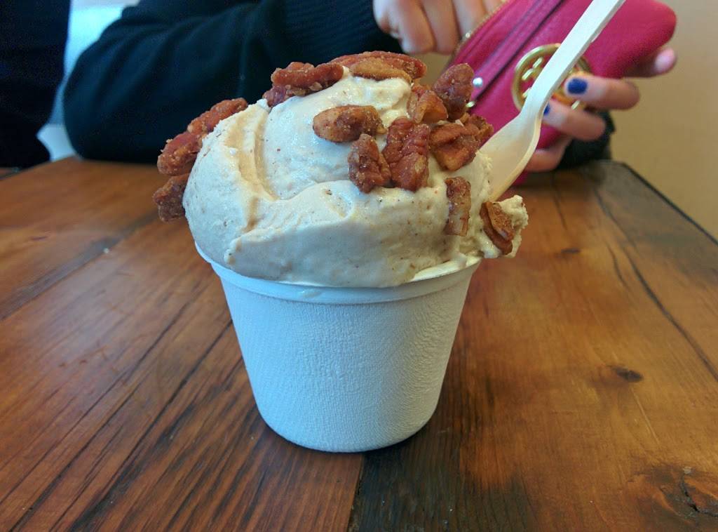 [FoMu] | bakery | 481 Cambridge St, Allston, MA 02134, USA | 6179033276 OR +1 617-903-3276