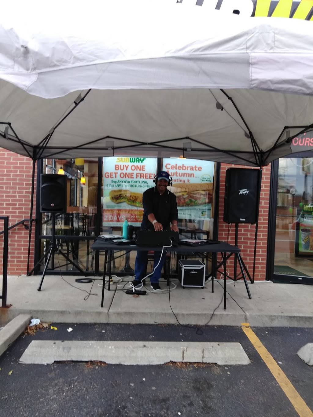 Subway Restaurants | restaurant | 4025 E 106th St, Chicago, IL 60617, USA | 7739027127 OR +1 773-902-7127