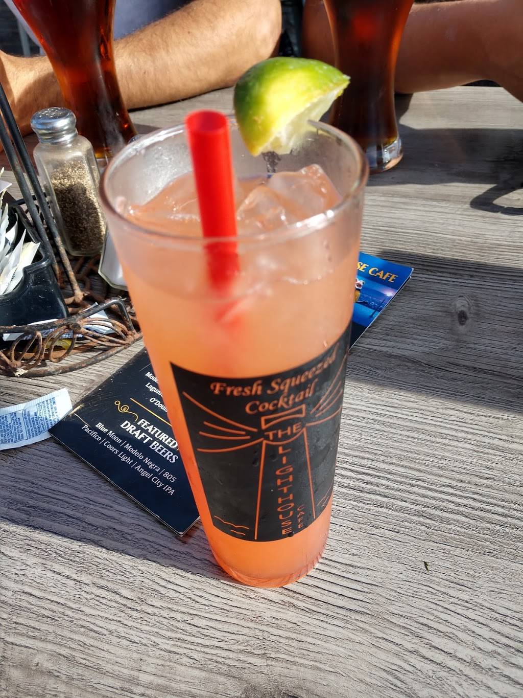 The Lighthouse Cafe | cafe | 30 Pier Ave, Hermosa Beach, CA 90254, USA | 3103769833 OR +1 310-376-9833