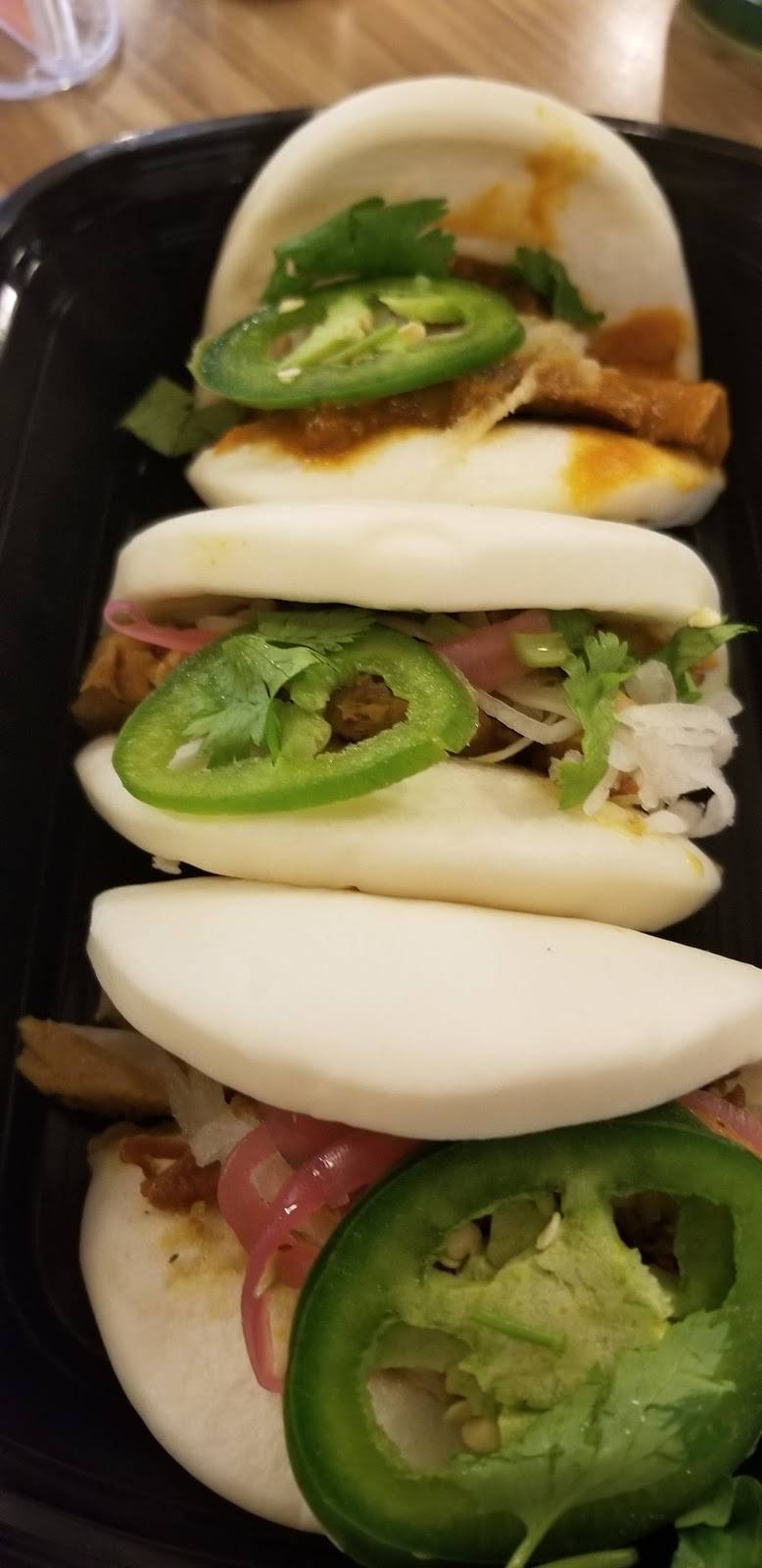 Saigon Sisters (French Market) | restaurant | 131 N Clinton St, Chicago, IL 60661, USA | 3124960094 OR +1 312-496-0094