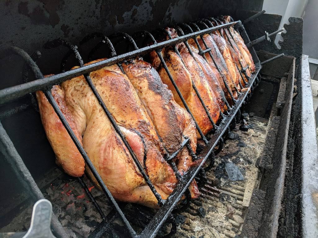 Country Store & Catering | restaurant | 456 N Main St, Sycamore, IL 60178, USA | 8158992333 OR +1 815-899-2333