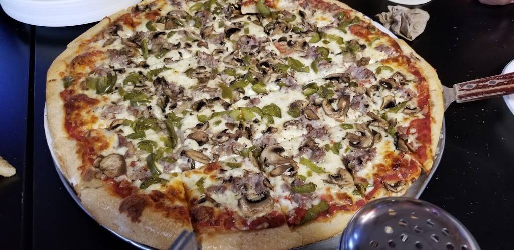 Paternos Pizza | meal takeaway | 5303 N Milwaukee Ave, Chicago, IL 60630, USA | 7736315522 OR +1 773-631-5522