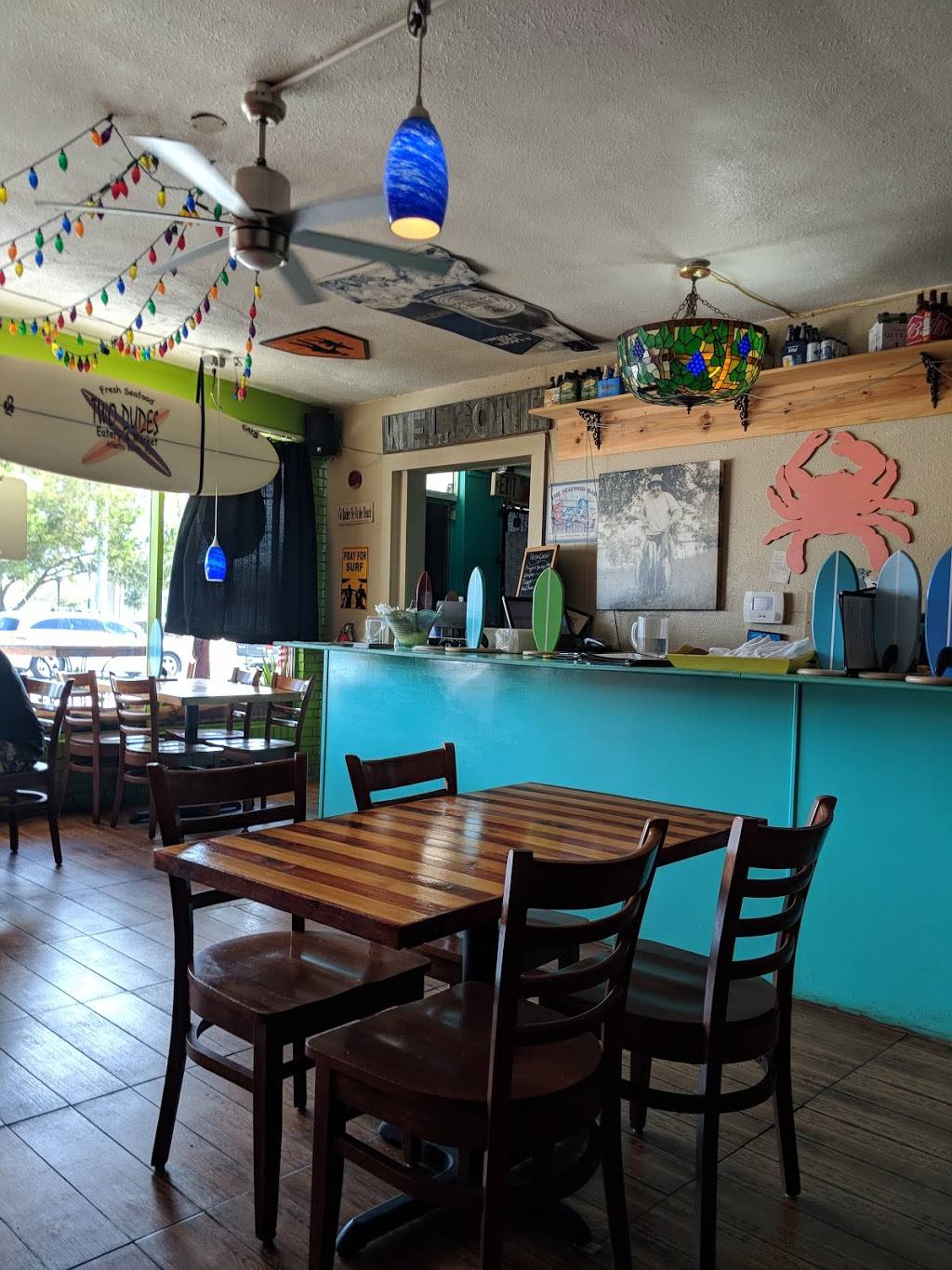 Two Dudes Seafood Restaurant | restaurant | 22 Seminole Rd, Atlantic Beach, FL 32233, USA | 9042462000 OR +1 904-246-2000