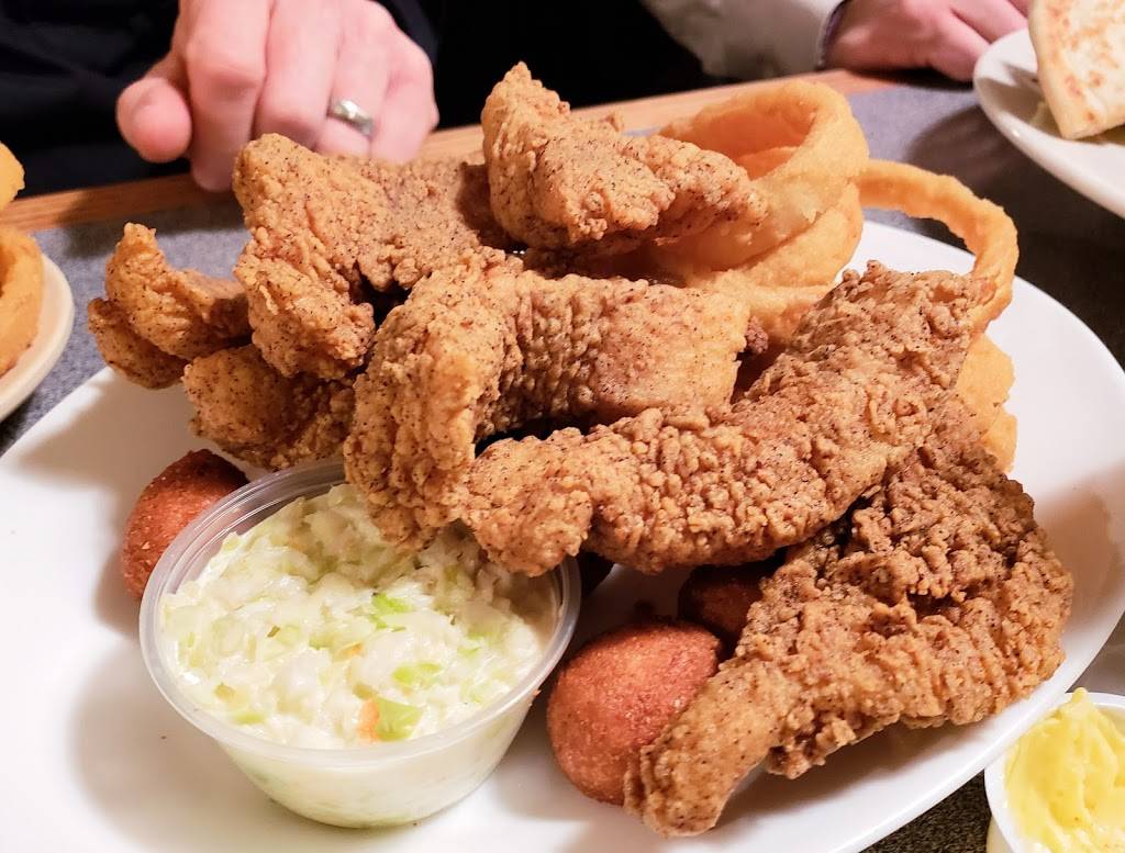 CAPTAIN STEVES | restaurant | 1975 US-21, Fort Mill, SC 29715, USA | 8035472340 OR +1 803-547-2340