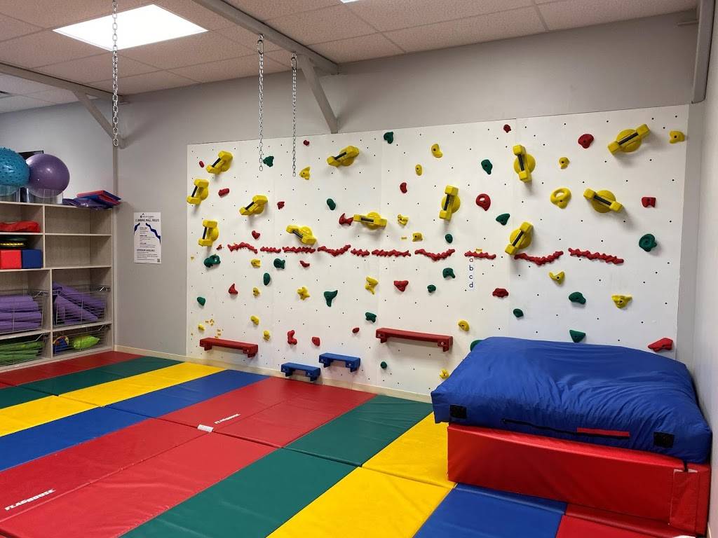 GiGis Playhouse Indianapolis | restaurant | 5909 E 86th St, Indianapolis, IN 46250, USA | 3172888235 OR +1 317-288-8235