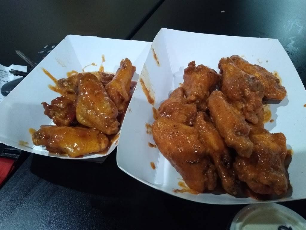 AZ Wings | restaurant | 1804 E Southern Ave #1, Tempe, AZ 85282, USA | 4806562422 OR +1 480-656-2422