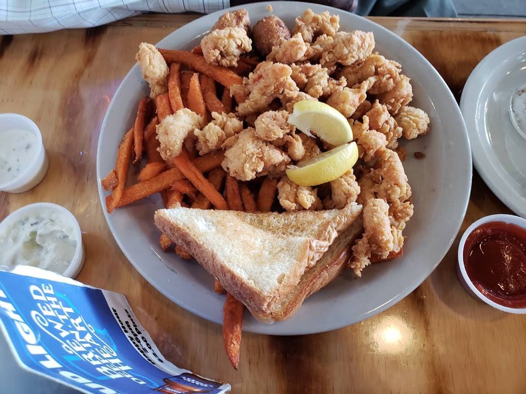 Gulf Coast Fish House | restaurant | 2230 SE Military Dr, San Antonio, TX 78223, USA | 2102770377 OR +1 210-277-0377