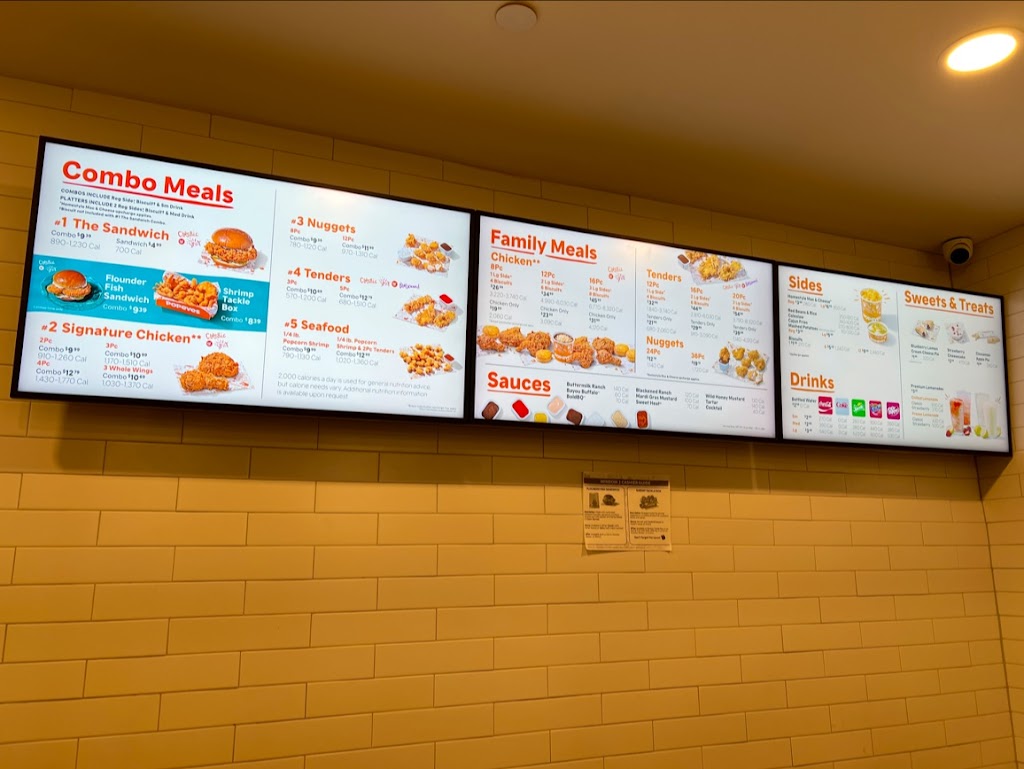 Popeyes Louisiana Kitchen | restaurant | 167 Marshall St, Syracuse, NY 13210, USA | 3152143628 OR +1 315-214-3628