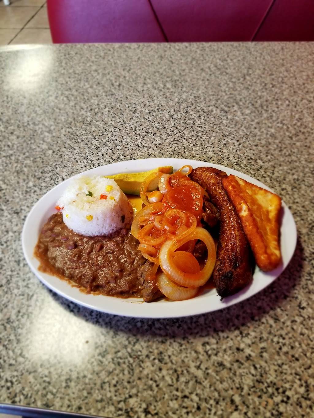 La Bahía Latin Cuisine | restaurant | 3050 E Desert Inn Rd, Las Vegas, NV 89121, USA | 7023690777 OR +1 702-369-0777