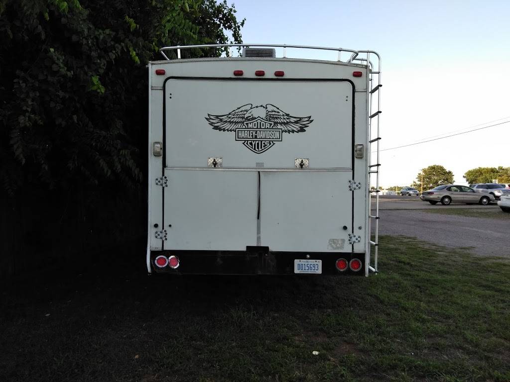 Pizza Hut | meal takeaway | 1514 Fayetteville Rd Ste E, Van Buren, AR 72956, USA | 4794744200 OR +1 479-474-4200