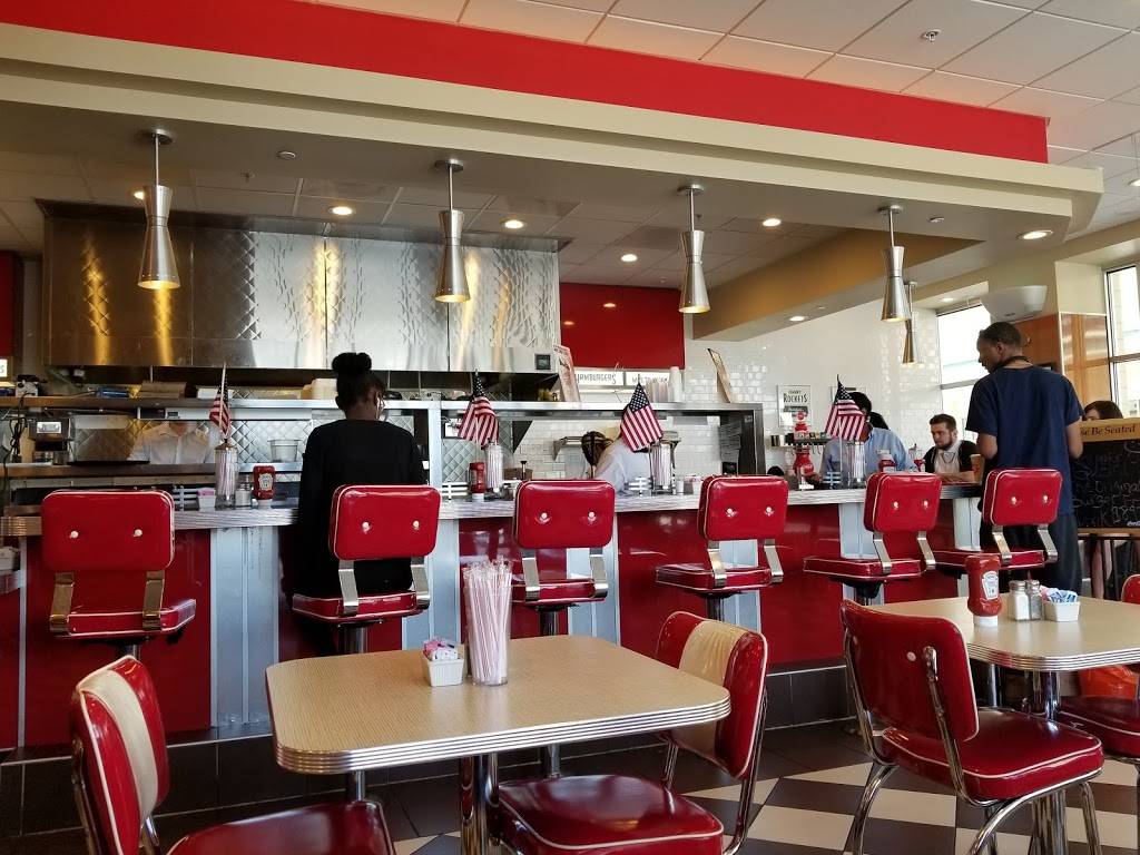 Johnny Rockets | restaurant | 200 Tanger Outlets Blvd #811, Pooler, GA 31322, USA | 9124503399 OR +1 912-450-3399