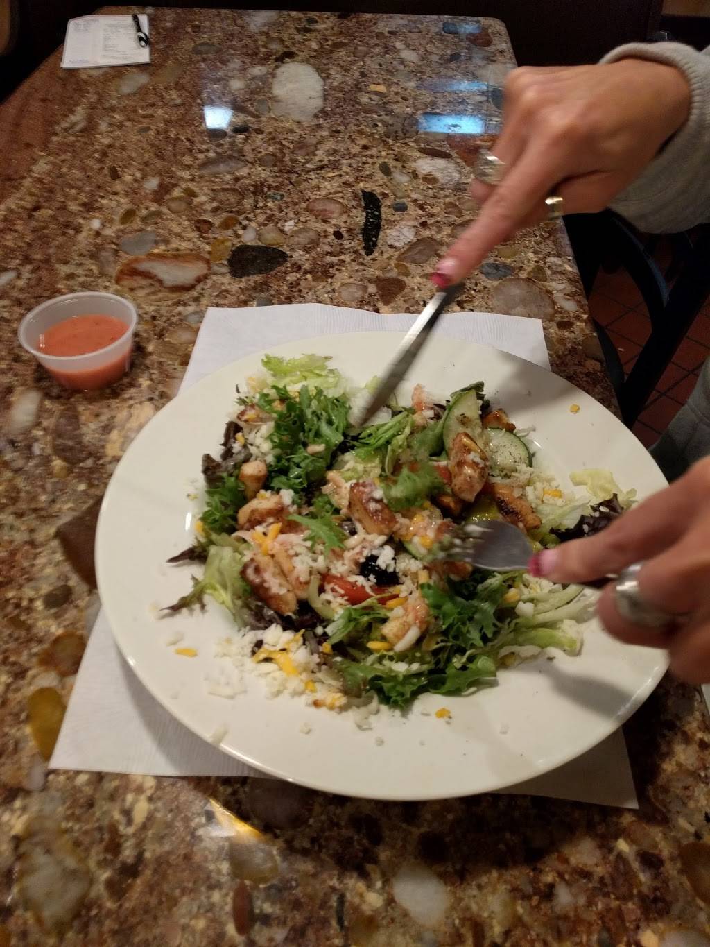 Yolandas | restaurant | 2228 Darlington Rd, Beaver Falls, PA 15010, USA | 7248434421 OR +1 724-843-4421