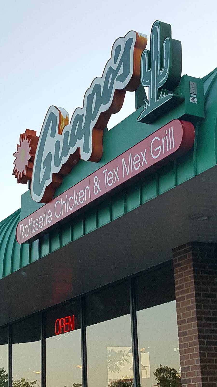 Guapos Woodbridge Rotisserie | restaurant | 14418 Gideon Dr, Woodbridge, VA 22192, USA | 7034909622 OR +1 703-490-9622