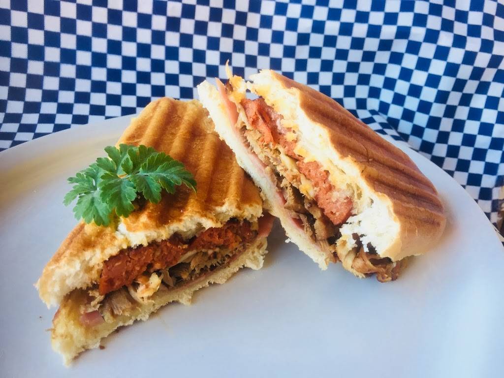 Sanwiches Cubanos Tijuana | restaurant | Delsol II, 22476 Tijuana, B.C., Mexico | 016642622985 OR +52 664 262 2985
