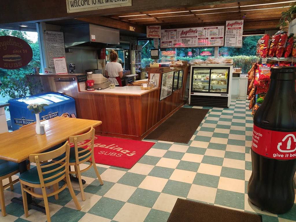 Angelinas Submarine Shops | meal takeaway | 133 Elm St, Pittsfield, MA 01201, USA | 4134998892 OR +1 413-499-8892