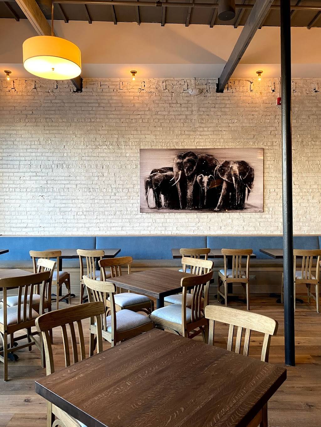 Spirit Elephant | restaurant | 924 Green Bay Rd, Winnetka, IL 60093, USA | 8473489000 OR +1 847-348-9000