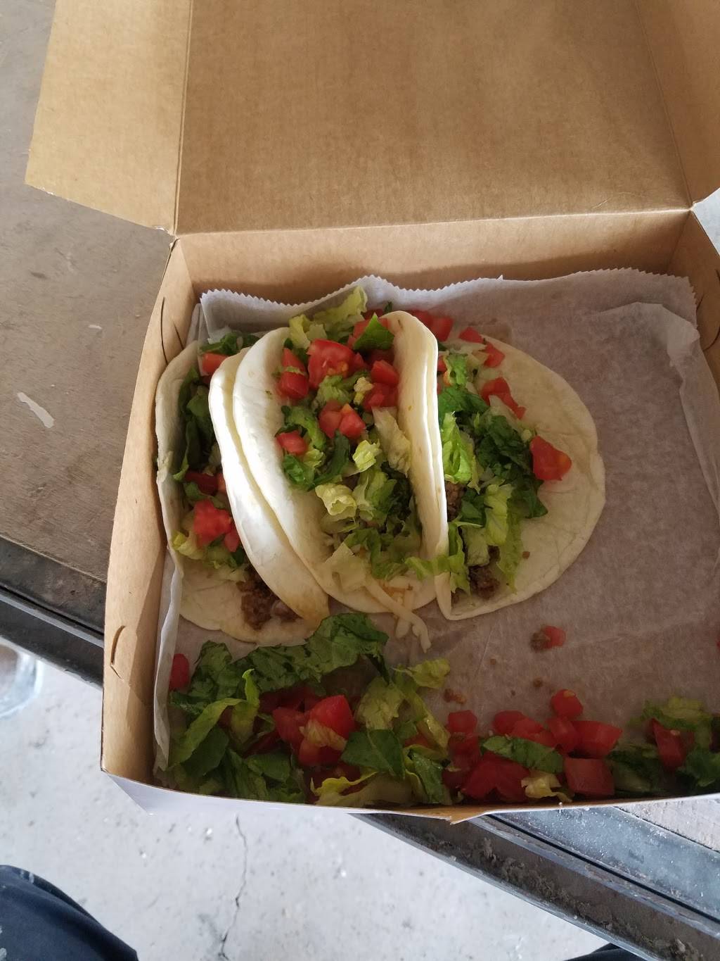 Mama Veras | restaurant | 15385 Merriman Rd, Livonia, MI 48154, USA | 7344664266 OR +1 734-466-4266